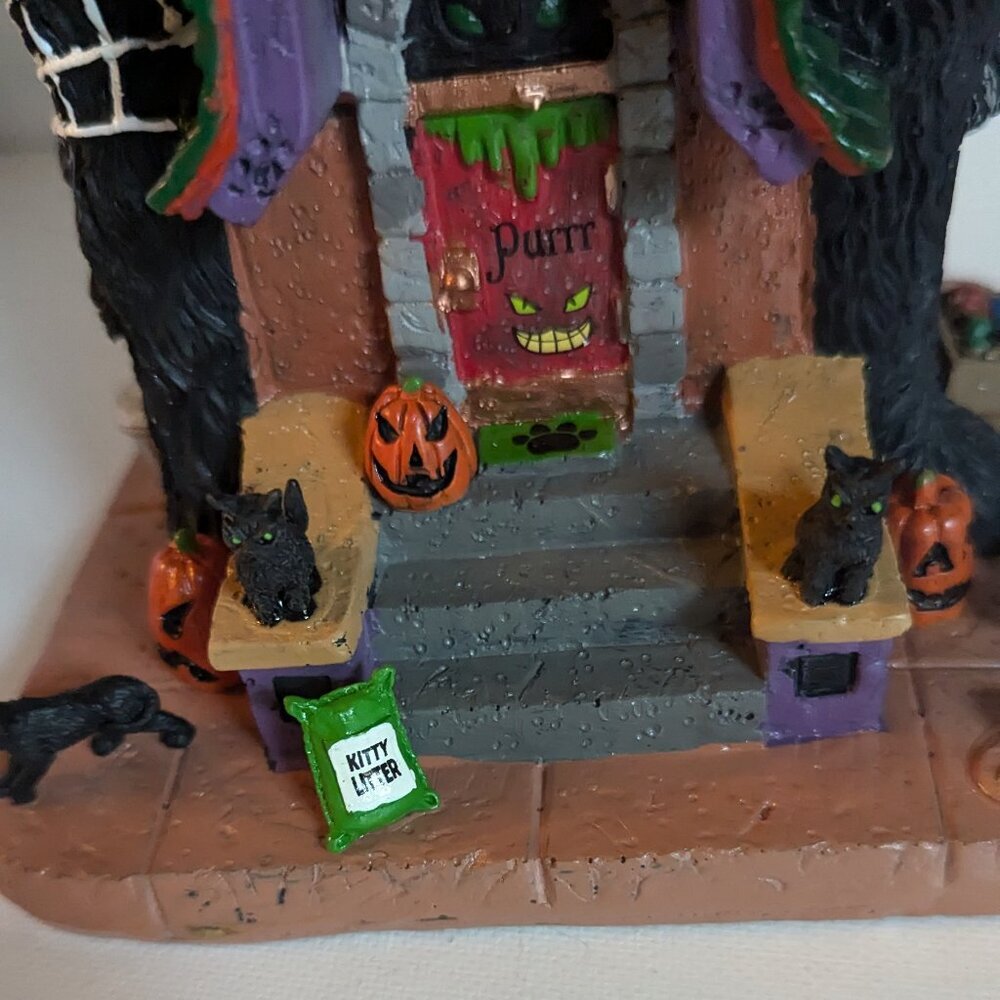 NWT Lemax Meow Mansion Retired Spooky Town Building LED Black Cat Halloween HTF - Picture 5 of 16